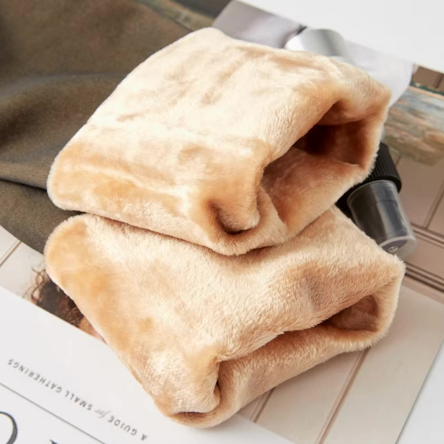 Läpinäkyvät fleece-sukkahousut